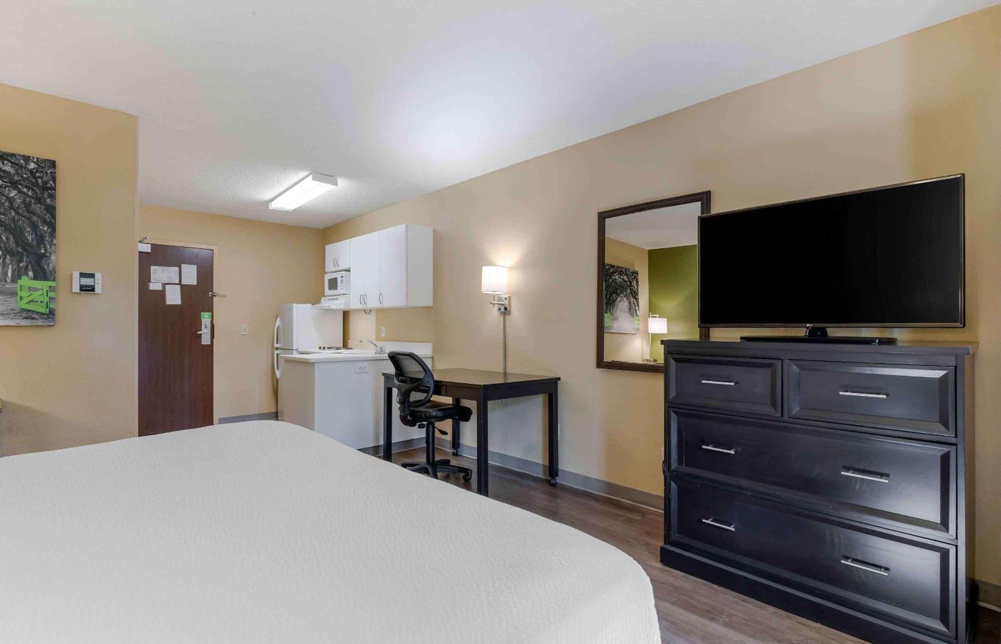 Extended Stay America Suites - Pensacola - University Mall Ferry Pass Екстер'єр фото