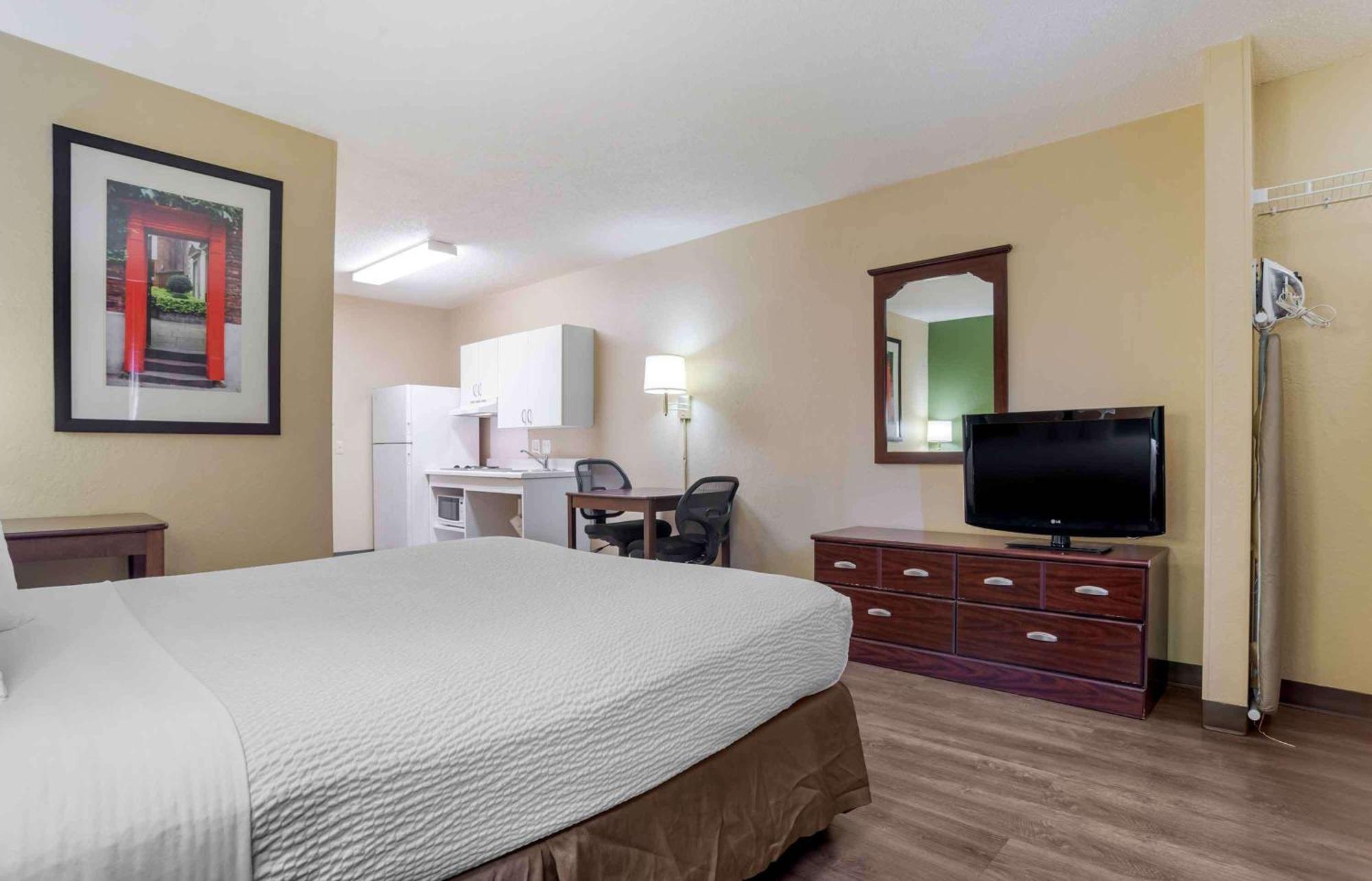 Extended Stay America Suites - Pensacola - University Mall Ferry Pass Екстер'єр фото